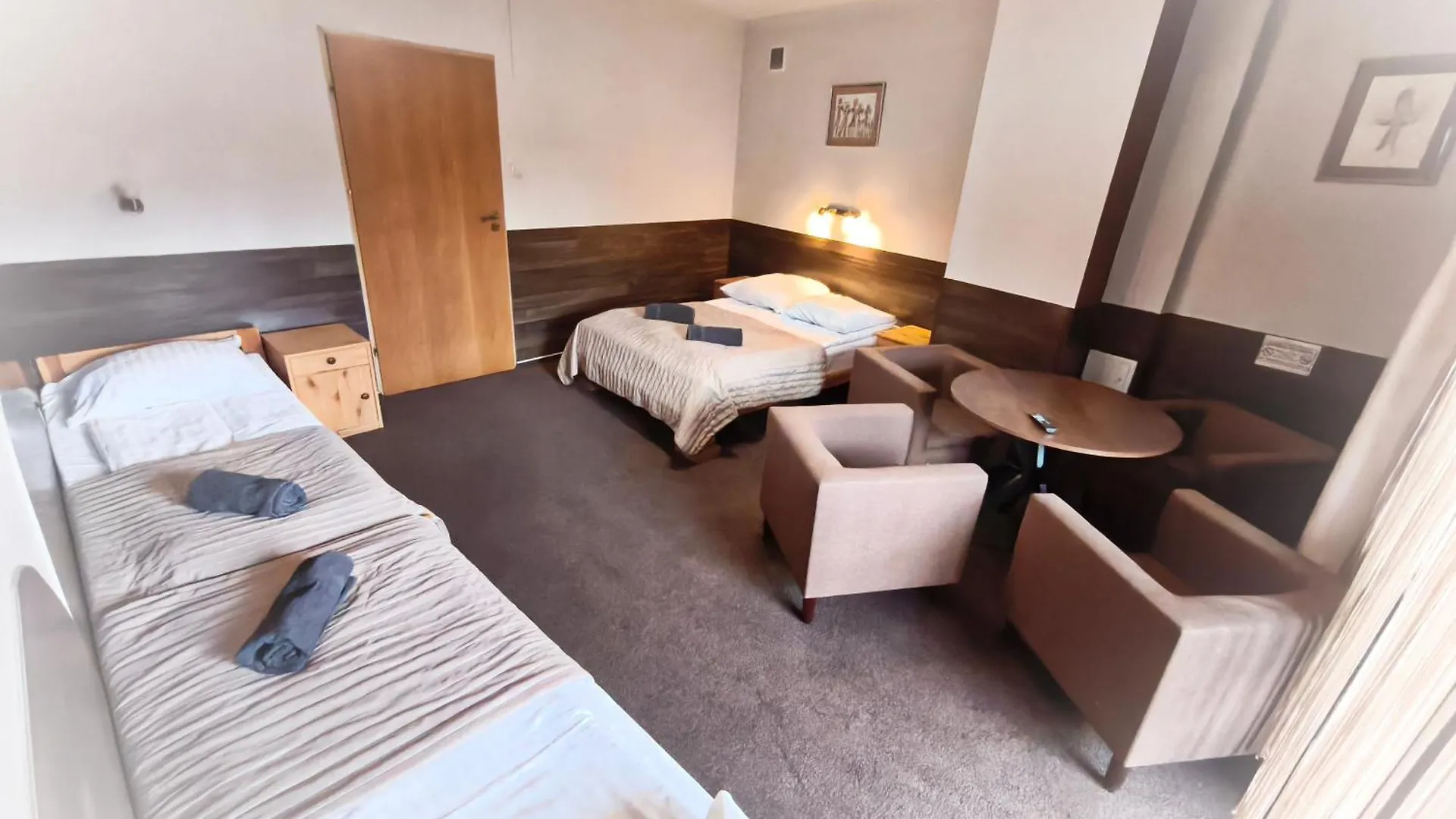 Pokoje Gościnne i Apartamenty Krupówki 19 Zakopane Apartamento