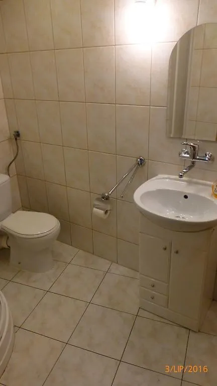 Apartment Pokoje Goscinne I Apartamenty Krupowki 19 Zakopane
