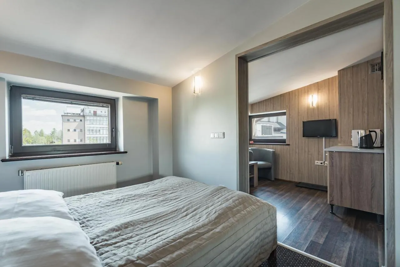Pokoje Goscinne I Apartamenty Krupowki 19 Zakopane Apartment